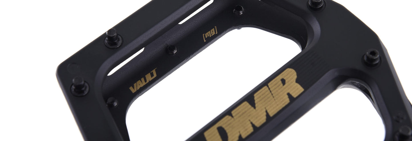 DMR VAULT MAG SUPERLIGHT