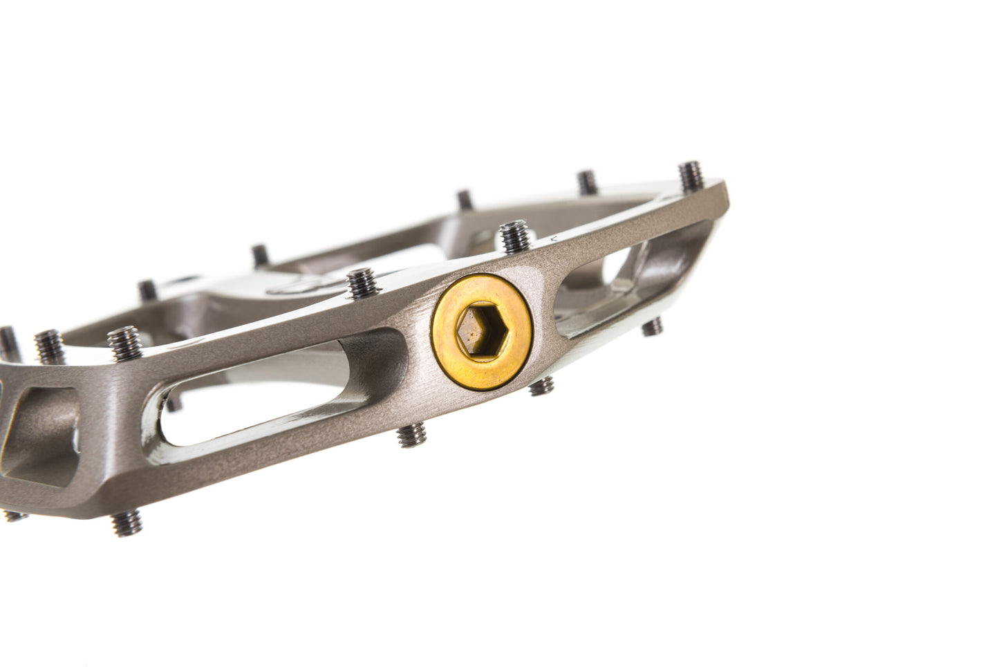 DMR V12 Magnesium FLAT PEDAL